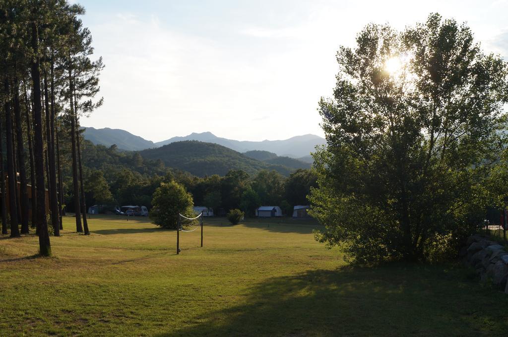 Camping Maçanet de Cabrenys Exterior foto